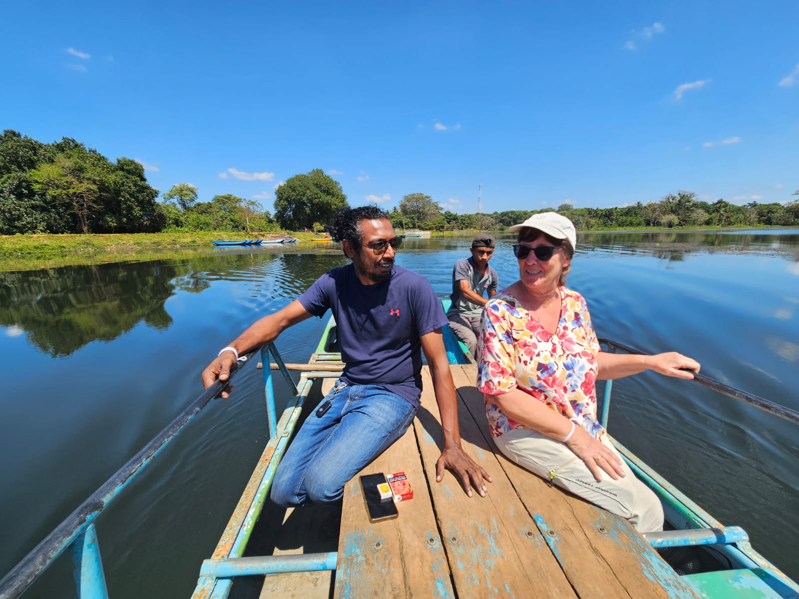 Highlights from the all-inclusive 14-day Sri Lanka tour: Sigiriya, tea hills, safari jeep and palm-lined coast