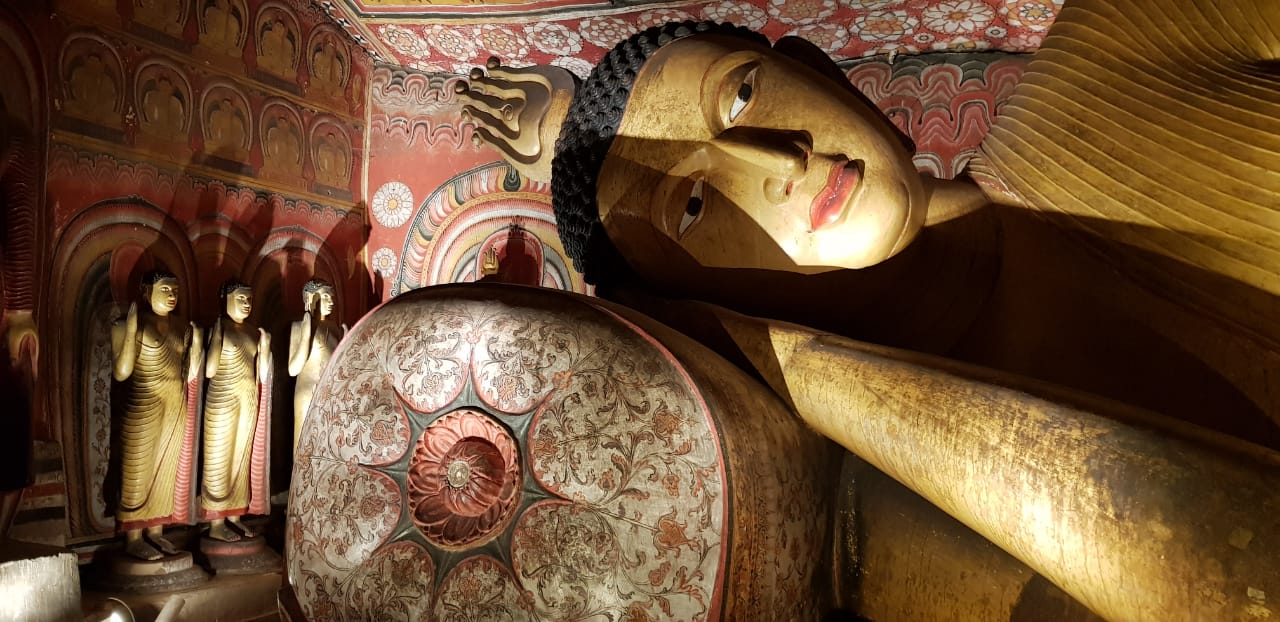 Dambulla Cave Temple